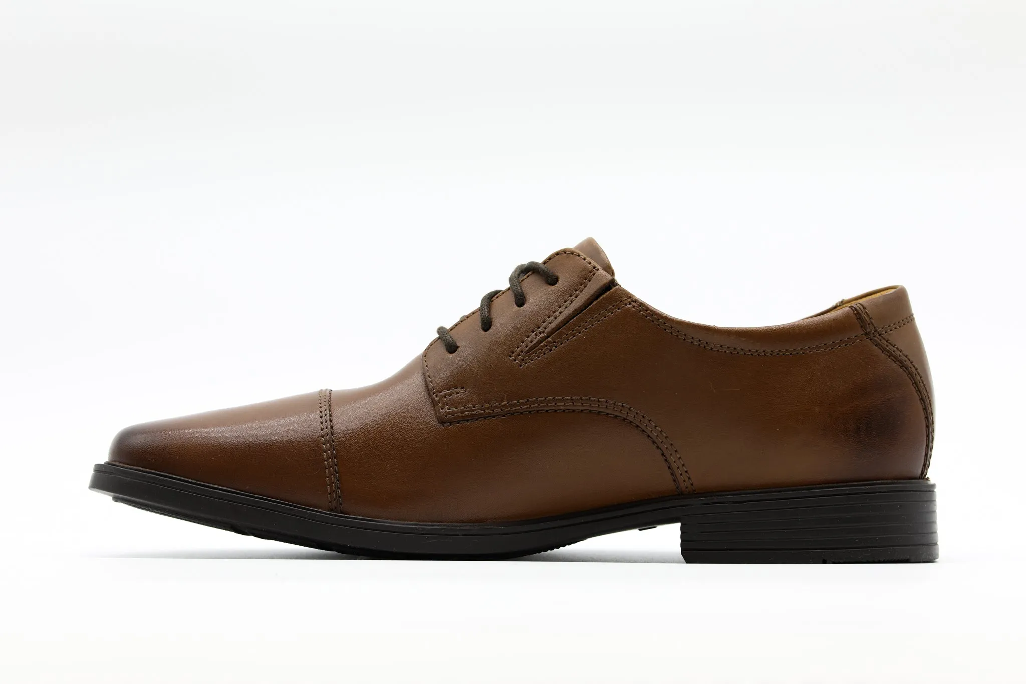 CLARKS Tilden Cap oxford