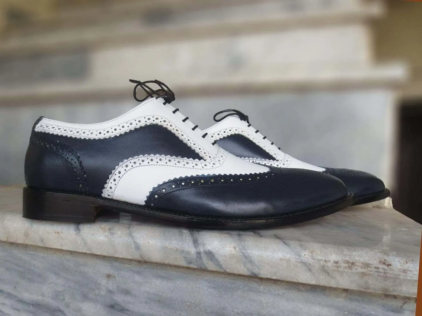 Handmade Men's Black White Leather Lace Up Tip Shoe