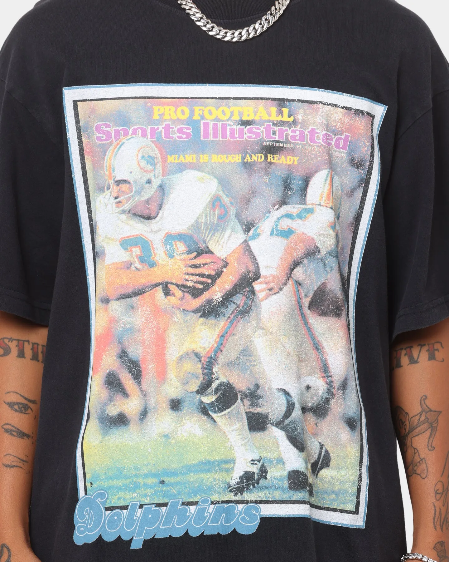 Mitchell & Ness NFL Miami Dolphins Sports Illustrated Cover T-Shirt Faded Black