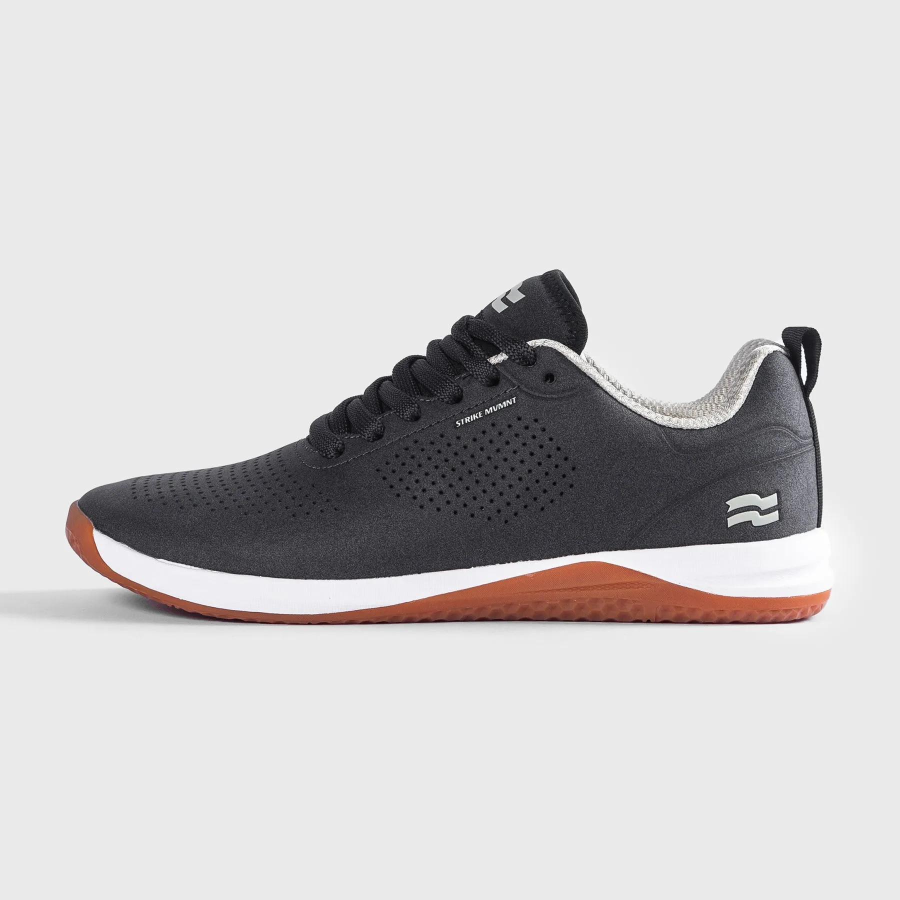 STRIKE MVMNT - SUEZE TRAINER - MATTE BLACK/GUM